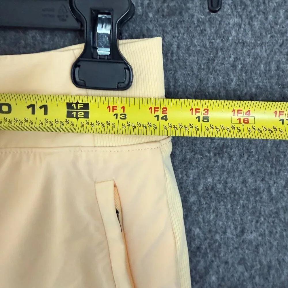 Athleta Light Tan Athletic Shorts Sz 0